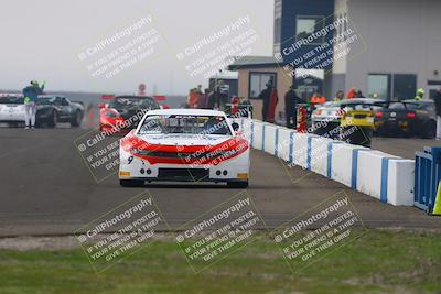 media/Jan-18-2026-CalClub SCCA (Sun) [[8bc6468723]]/Group 5 Race/Turn 1/